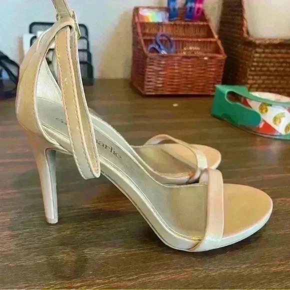 Charming Charlie’s Taupe Leather High Heels Size 8 - Picture 4 of 13